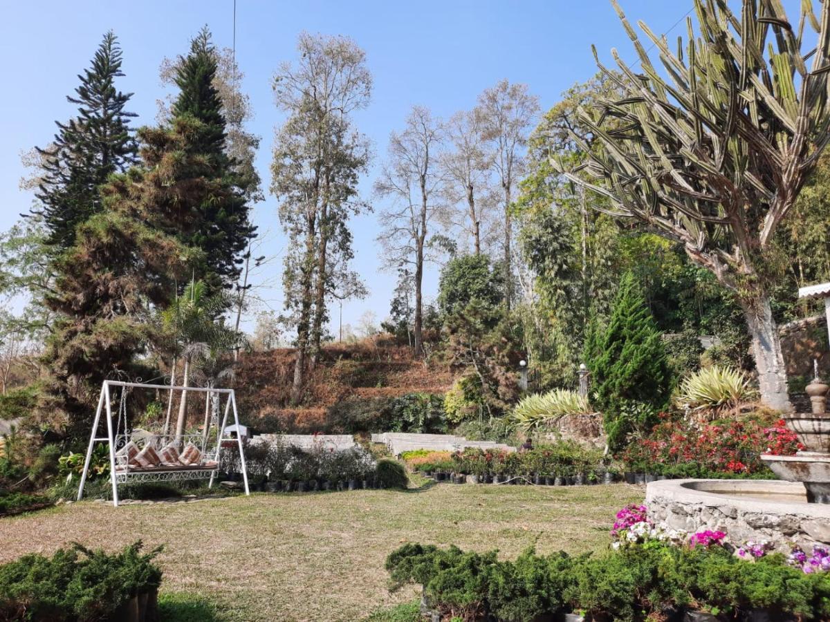 Aaravi Garden Homestay Калимпонг Екстериор снимка