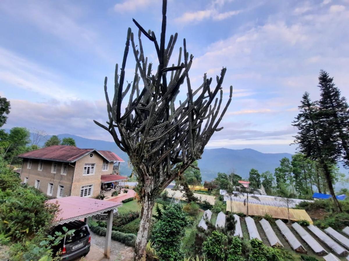 Aaravi Garden Homestay Калимпонг Екстериор снимка