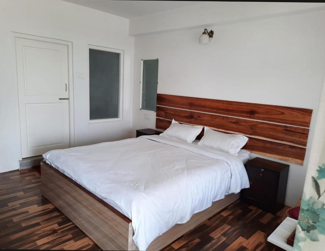 Aaravi Garden Homestay Калимпонг Екстериор снимка