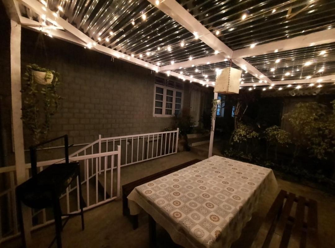 Aaravi Garden Homestay Калимпонг Екстериор снимка